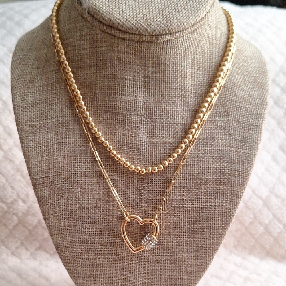 Chic Gold Heart Pendant Necklace with Crystal Accents